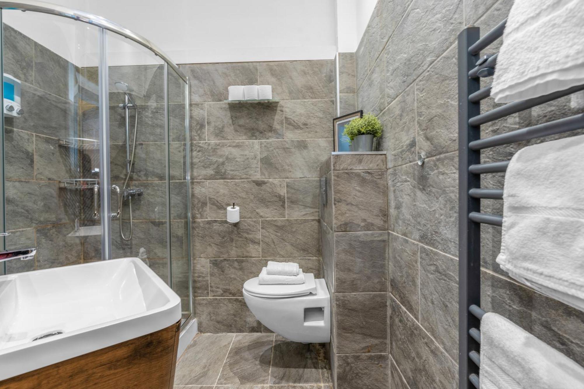 Cosy Modern City Centre Flat Edimburgo Exterior foto